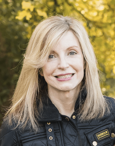 Laura Yellow Leaves 2022